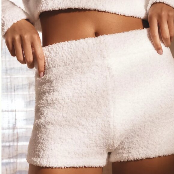 Brand New By Anthropologie Pull-On Cuddle Shorts - Picture 2 of 6